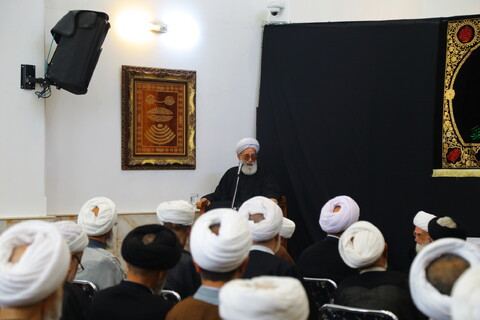 تصاویر / مراسم عزاداری روز شهادت امام جعفر صادق (ع) در دفتر آیت الله العظمی نوری همدانی