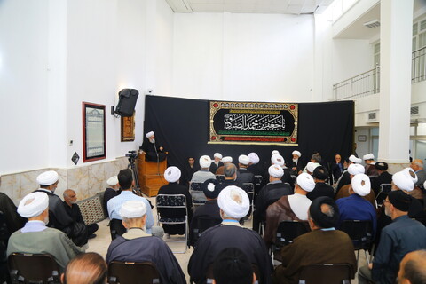 تصاویر / مراسم عزاداری روز شهادت امام جعفر صادق (ع) در دفتر آیت الله العظمی نوری همدانی