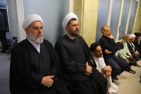 تصاویر / مراسم عزاداری روز شهادت امام جعفر صادق (ع) در دفتر آیت الله العظمی نوری همدانی