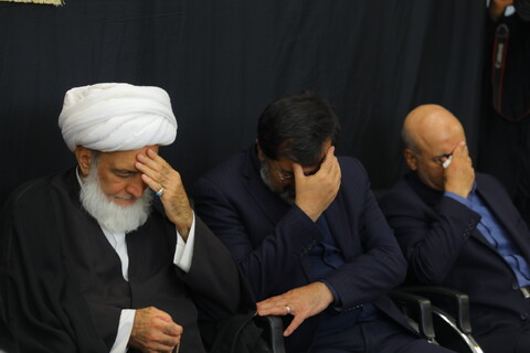 تصاویر / مراسم عزاداری روز شهادت امام جعفر صادق (ع) در دفتر آیت الله العظمی نوری همدانی