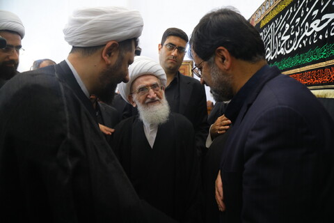 تصاویر / مراسم عزاداری روز شهادت امام جعفر صادق (ع) در دفتر آیت الله العظمی نوری همدانی
