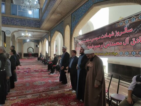 تصاویر/ عزاداری مردم شهرستان نقده در سالروز شهادت امام صادق (ع)