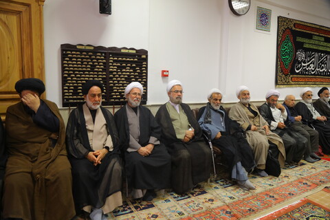 تصاویر / مراسم عزاداری روز شهادت امام جعفر صادق (ع) در دفتر آیت الله العظمی جوادی آملی
