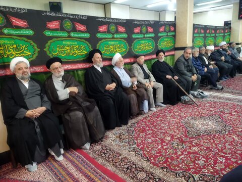 برگزاری مراسم عزاداری شهادت امام صادق علیه السلام در مدرسه علمیه آیت الله جلالی خمینی (ره)