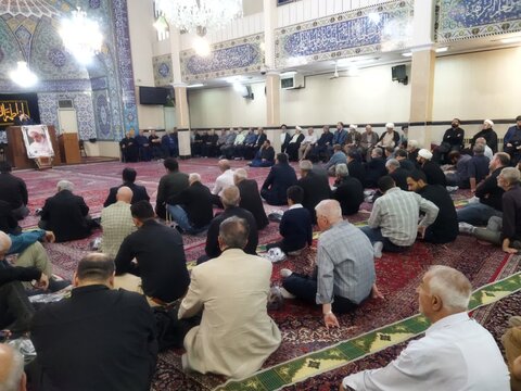 برگزاری مراسم عزاداری شهادت امام صادق علیه السلام در مدرسه علمیه آیت الله جلالی خمینی (ره)