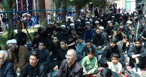 مراسم شهادت امام جعفر صادق(ع) در مدرسه علمیه امام صادق(ع) زاهدان