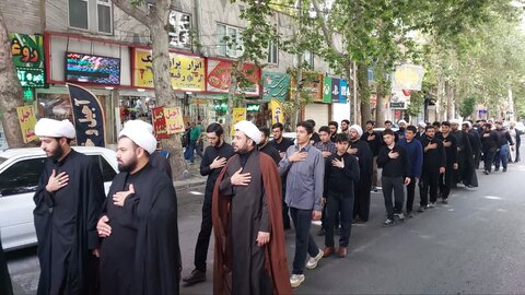 تصاویر دسته عزاداری مدرسه علمیه امام جعفر صادق(ع) شهریار در عزای صادق آل محمد(ص)