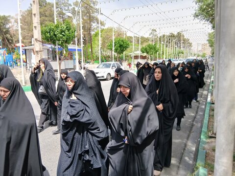 تصاویر/کاروان عزاداری شهادت امام صادق علیه‌السلام در ساوه