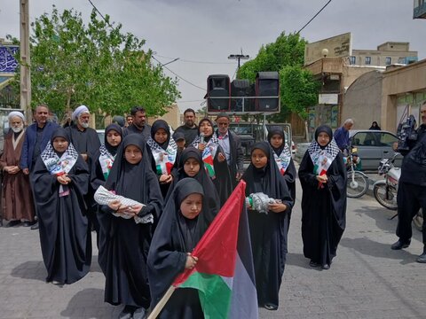 تصاویر/کاروان عزاداری شهادت امام صادق (ع)و اعلام حمایت و همدردی با مردم مظلوم غزه در زرندیه