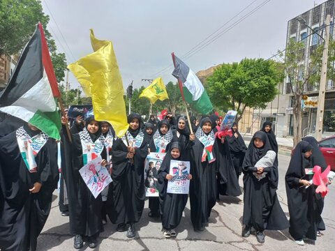 تصاویر/کاروان عزاداری شهادت امام صادق (ع)و اعلام حمایت و همدردی با مردم مظلوم غزه در زرندیه