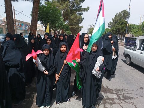 تصاویر/کاروان عزاداری شهادت امام صادق (ع)و اعلام حمایت و همدردی با مردم مظلوم غزه در زرندیه