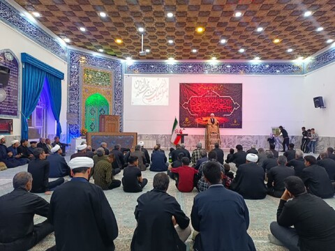تصاویر/ مراسم عزاداری شهادت امام جعفر صادق(ع) در حوزه های علمیه استان خراسان جنوبی