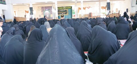 تصاویر/ اجتماع شاگردان و عزاداران امام جعفر صادق علیه السلام در مسجد جامع فرح آباد کرمان