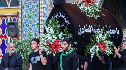 تصاویر/ عزاداری سالروز شهادت امام صادق (ع) در آستان مقدس هلال بن علی (ع)