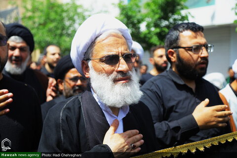 إقامة موكب عزاء في ذكرى استشهاد الإمام جعفر الصادق (ع) بحضور آية الله العظمى وحيد الخراساني