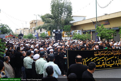 إقامة موكب عزاء في ذكرى استشهاد الإمام جعفر الصادق (ع) بحضور آية الله العظمى وحيد الخراساني
