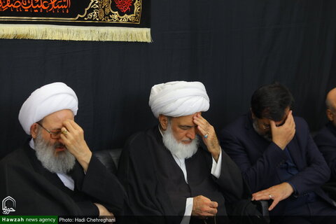 إقامة مراسم عزاء بمناسبة ذكرى استشهاد الإمام جعفر الصادق (ع) في مكتب آية الله العظمى نوري الهمداني