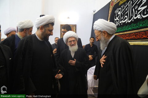 إقامة مراسم عزاء بمناسبة ذكرى استشهاد الإمام جعفر الصادق (ع) في مكتب آية الله العظمى نوري الهمداني