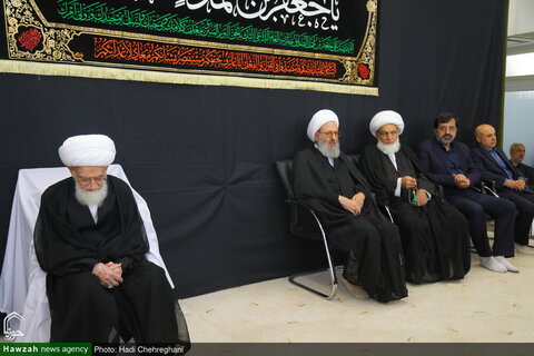 إقامة مراسم عزاء بمناسبة ذكرى استشهاد الإمام جعفر الصادق (ع) في مكتب آية الله العظمى نوري الهمداني