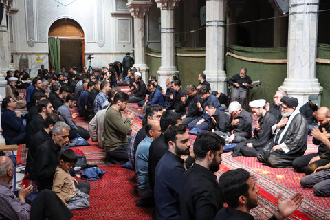 تصاویر/ برگزاری مراسم عزاداری شهادت امام صادق(ع) در مدرسه عالی شهید مطهری