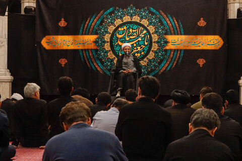 تصاویر/ برگزاری مراسم عزاداری شهادت امام صادق(ع) در مدرسه عالی شهید مطهری