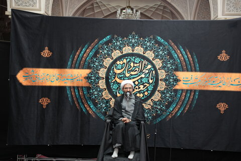 تصاویر/ برگزاری مراسم عزاداری شهادت امام صادق(ع) در مدرسه عالی شهید مطهری