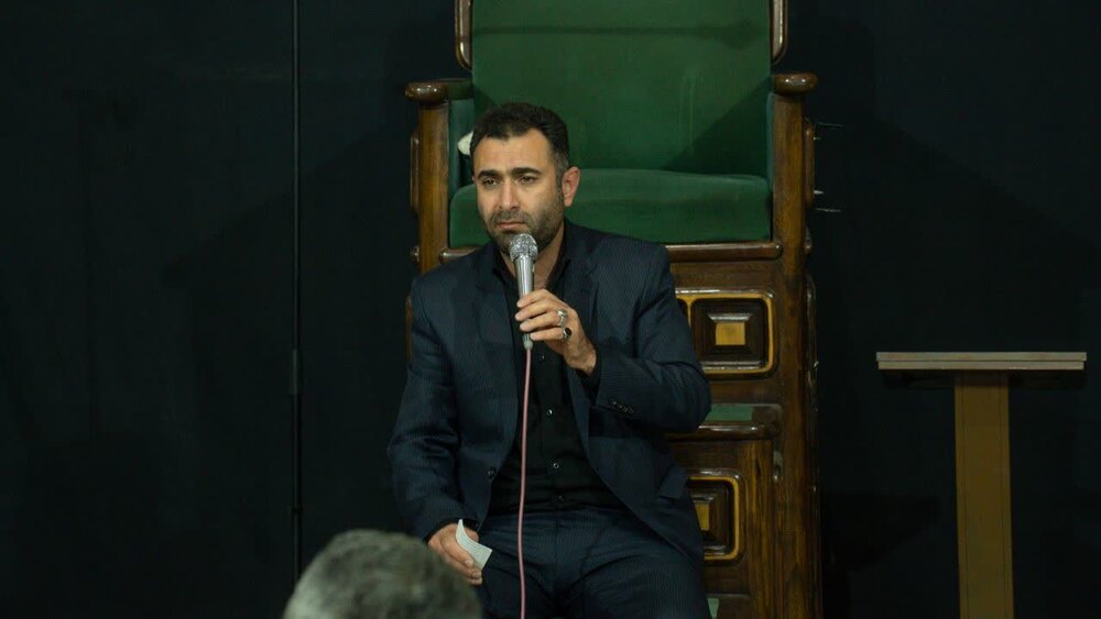 تصاویر| درس اخلاق حجت الاسلام والمسلمین حسینی همدانی