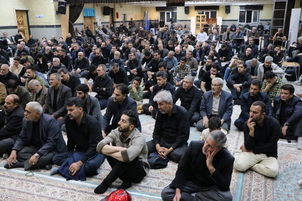 تصاویر/ مراسم شب شهادت امام صادق (ع) در مسجد جنرال ارومیه
