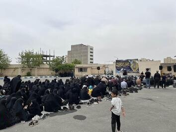برگزاری مراسم عزاداری شهادت امام صادق(ع) در حوزه علمیه امام صادق(ع) محمدشهر
