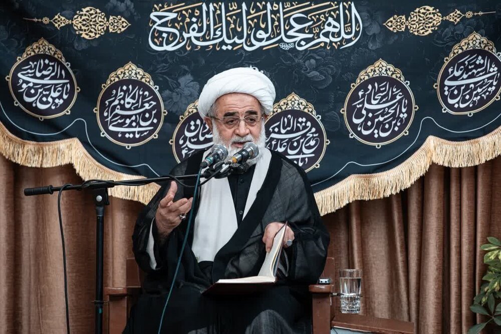 امام جعفرصادق(ع) الگویی بی‌بدیل برای جامعه‌علمی و حاکمیت دینی