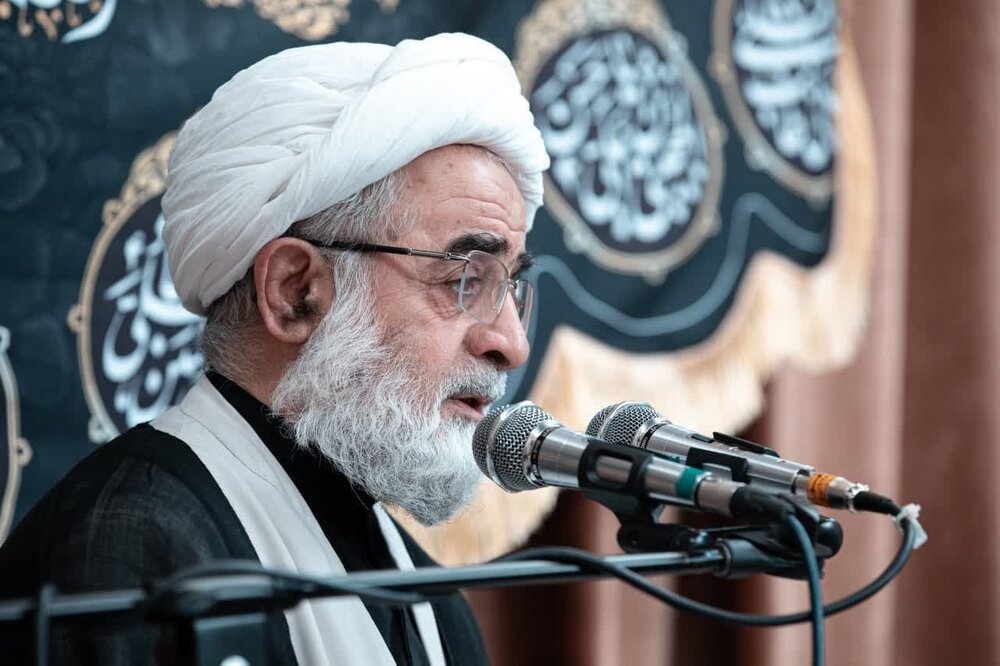 امام جعفرصادق(ع) الگویی بیبدیل برای جامعهعلمی و حاکمیت دینی