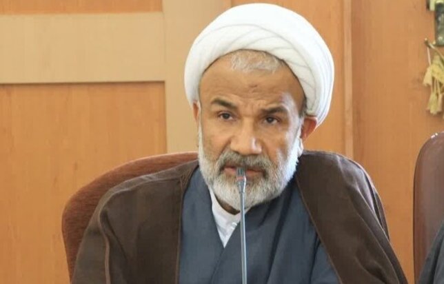 شهدای امنیت چراغ راه نسل‌های آینده هستند