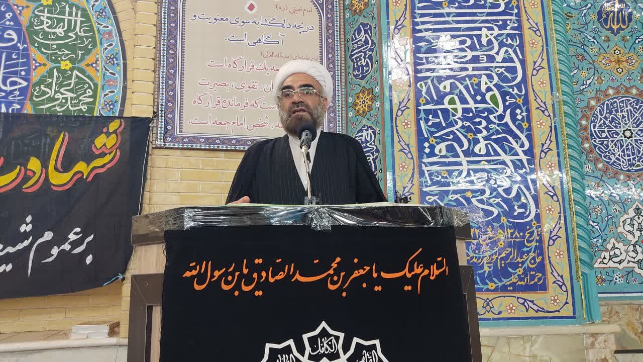 شکست آمریکا در طبس نشانه قدرت ملت ایران بود