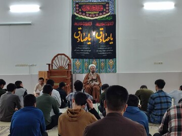 تصاویر / مراسم شهادت امام جعفر صادق(ع) در مدرسه علمیه حضرت ولیعصر(عج) سامن