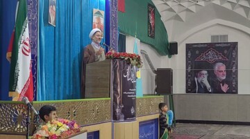 ولایت‌پذیری یکی از ابعاد هویتی دختران ایران اسلامی است