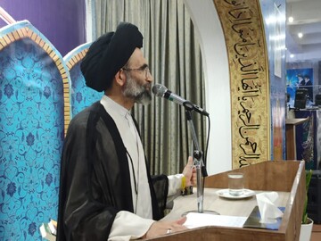 مسئولان از ظرفیت قانونی برای دین‌داری بیشتر کاشان استفاده کنند