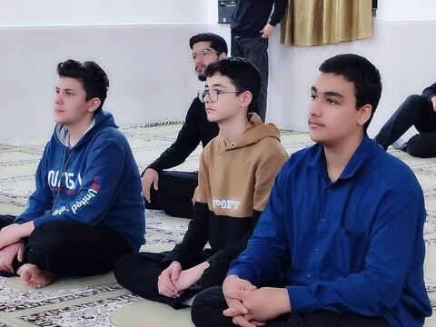 تصاویر / مراسم شهادت امام جعفر صادق(ع) در مدرسه علمیه حضرت ولیعصر(عج) سامن