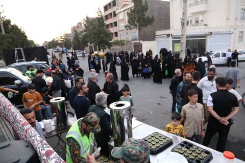 تصاویر دسته عزاداری به مناسبت سالروز شهادت شیخ الائمه امام صادق علیه اسلام در شهرک واوان اسلامشهر