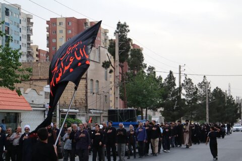 تصاویر دسته عزاداری به مناسبت سالروز شهادت شیخ الائمه امام صادق علیه اسلام در شهرک واوان اسلامشهر