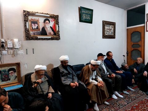 برگزاری مجلس عزای شهادت رئیس مذهب حضرت امام صادق علیه‌السلام در بیت آیت الله محمودی گلپایگانی (مدظله)