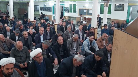 تصاویر/ اقامه نماز جمعه ماکو