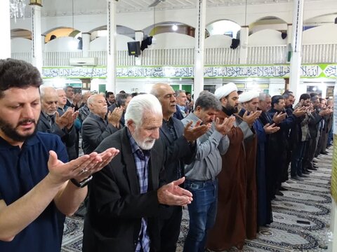 تصاویر/ اقامه نماز جمعه ماکو