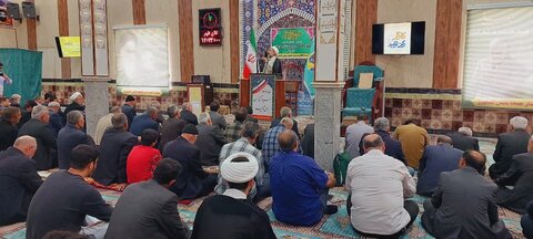 تصاویر/ اقامه نماز جمعه شهر کشاورز