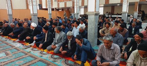تصاویر/ اقامه نماز جمعه شهر کشاورز
