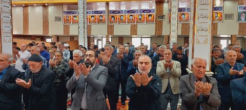 تصاویر/ اقامه نماز جمعه شهر کشاورز