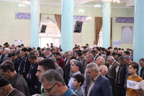 تصاویر/ اقامه نماز جمعه تکاب