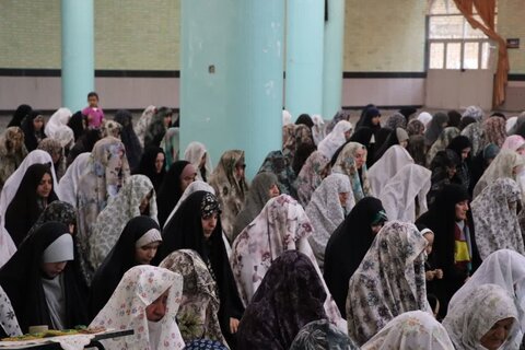 تصاویر/ اقامه نماز جمعه تکاب