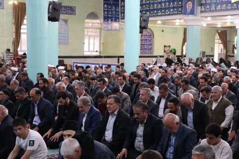 تصاویر/ اقامه نماز جمعه تکاب