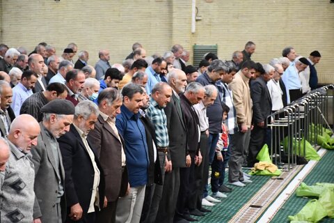 تصاویر/ اقامه نماز جمعه شهر خوی