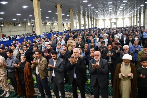 تصاویر/ اقامه نماز جمعه شهر خوی